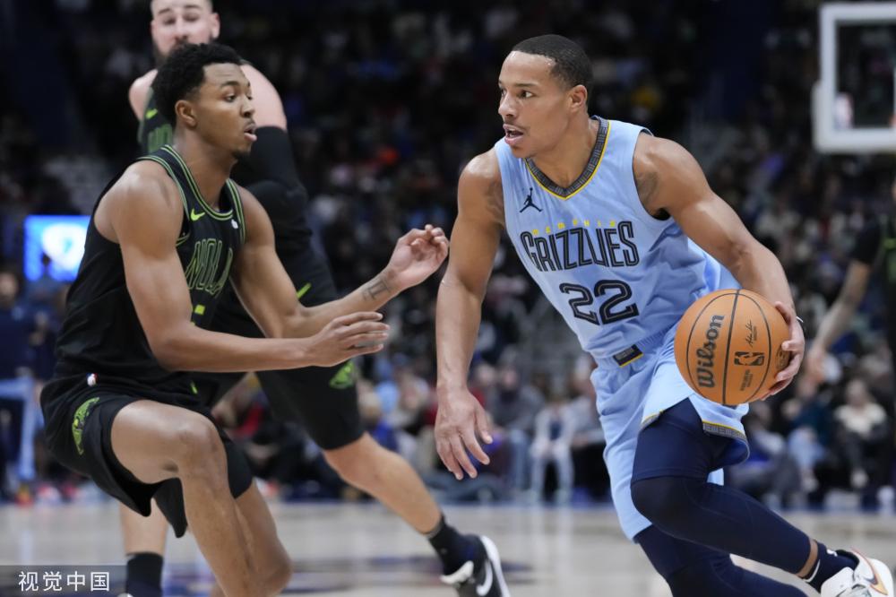 并在新秀合 并在新秀合