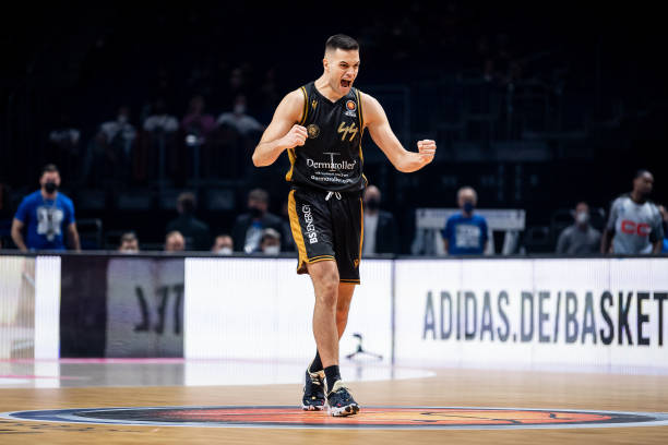 富的球队来 富的球队来